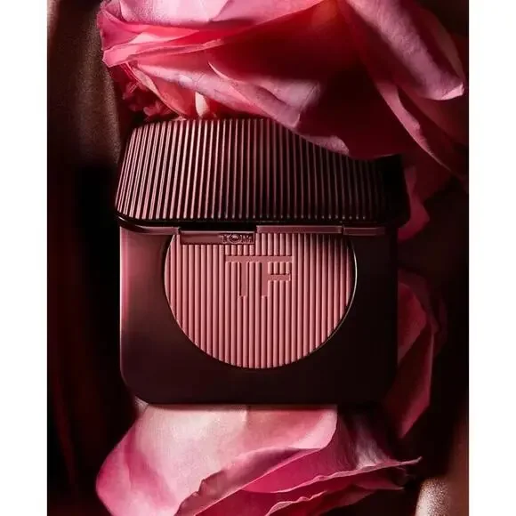 NIB Tom Ford Creme Blush - 01 Cafe (Rosy Nude)